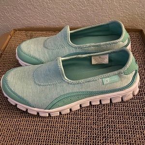 Skechers Mint Aqua Sneakers